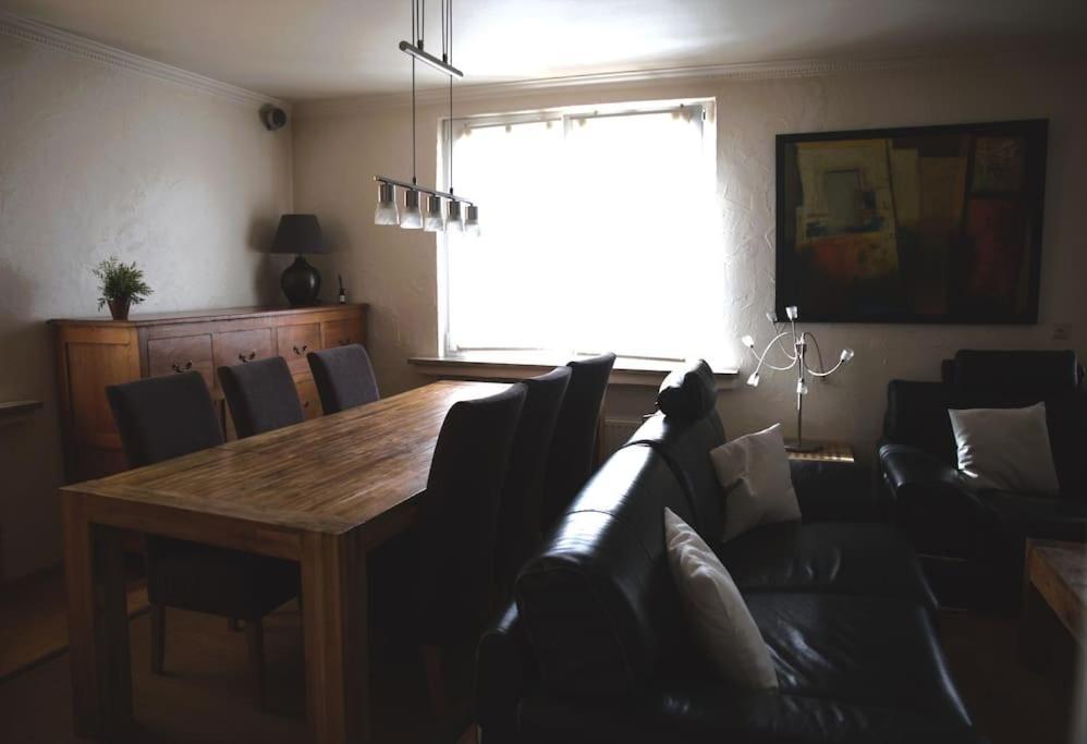 Cozy 3 Bedroom House With 11 Kw Electric Car Charger Hesperange Eksteriør billede