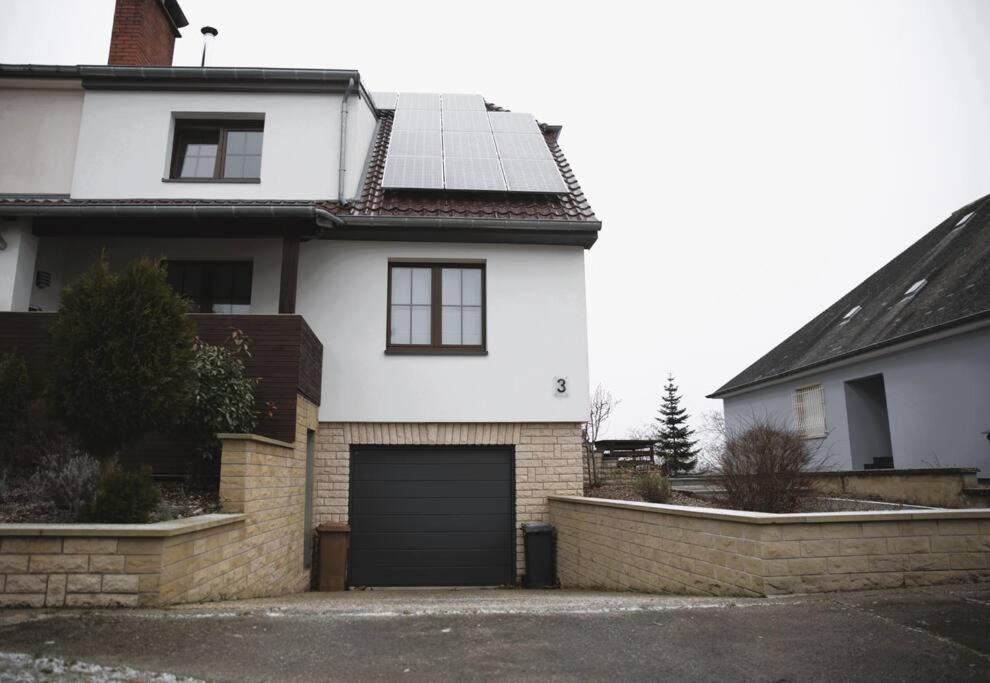 Cozy 3 Bedroom House With 11 Kw Electric Car Charger Hesperange Eksteriør billede